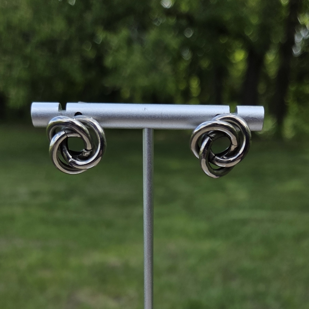 87. Silver Minimalist Earrings with Ornamental Design
